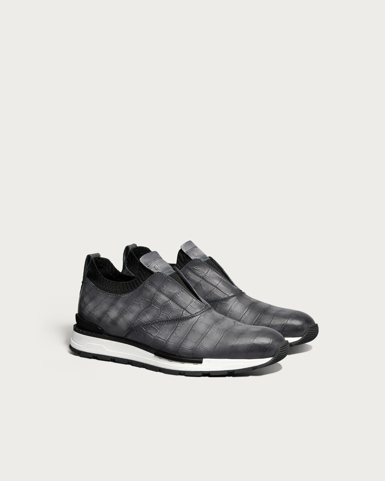 點我看大圖 懶人鞋:Zegna Triple Stitch vs. Berluti Fast Track Slip On