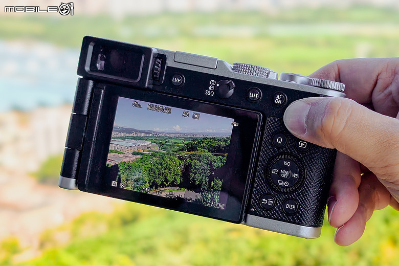 Panasonic Lumix DC-L10 評測報告|復古質感 + 4/3 吋大底、實時 LUT 隨心玩色!