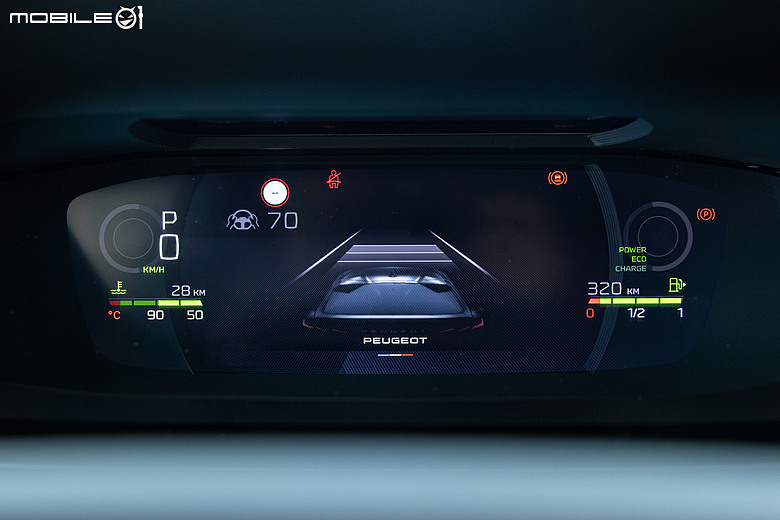 Peugeot 408 小改款試駕|帥只是基本,開過更懂它的動人!