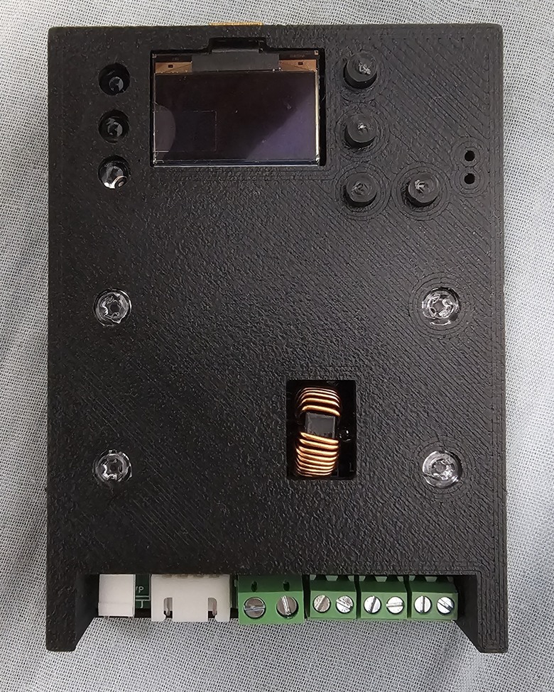 iE125 充電器過熱燒掉、快充站又太少?原廠充電器改裝與 TES 快充控制板