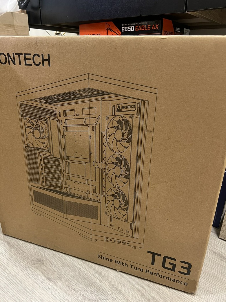 點我看大圖 Epontec MARS 1000W電源 與 Montech TG3玻璃海景機殼開箱