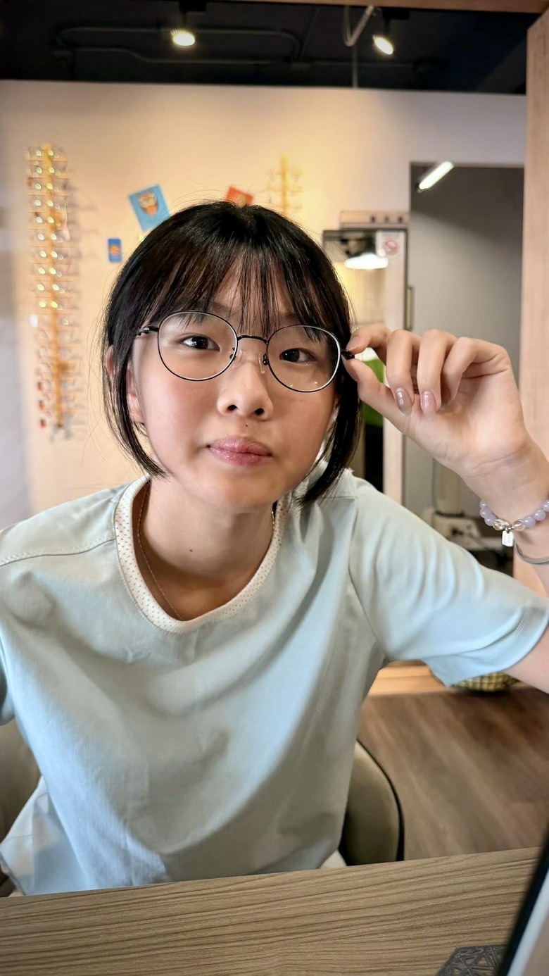 {分享}台南眼鏡店分享｜名牌框連鏡片配到好2500元