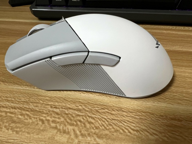 [開箱] ROG GLADIUS III AIMPOINT 神鬼三代三模版