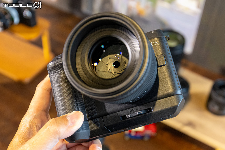 Canon EOS R8 Mark II 動手玩｜內外大升級、單機身五萬有找！