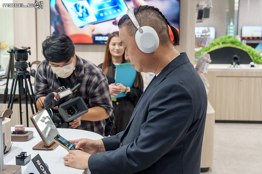 Sony Store 台北大巨蛋直營店盛大開幕!WH-CH730N、WH-CH530 與 Hello Kitty 聯名新品同步亮相