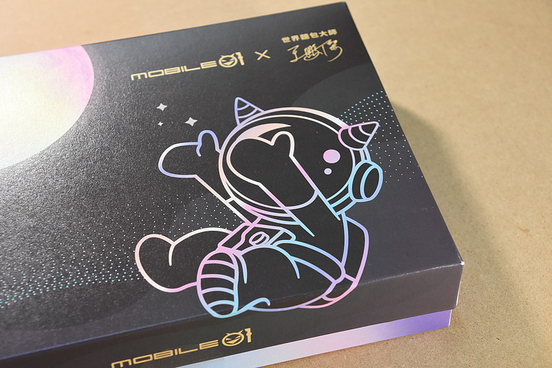 點我看大圖 超美味及誠意滿滿的「Mobile01 X 世界麵包大師王鵬傑」中秋禮盒