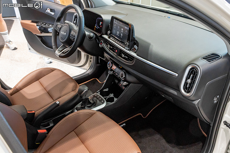 【採訪】Kia「Picanto Cappuccino Edition」70.9 萬元正式上市,新莊 3S 展示服務中心同步開幕!