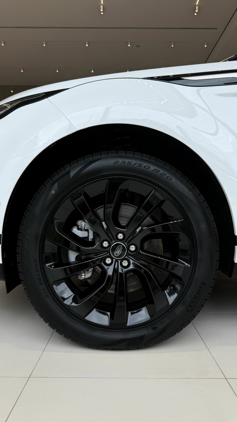 26.75年式，最划算的Evoque進展間囉！P250 Hoxton Edition