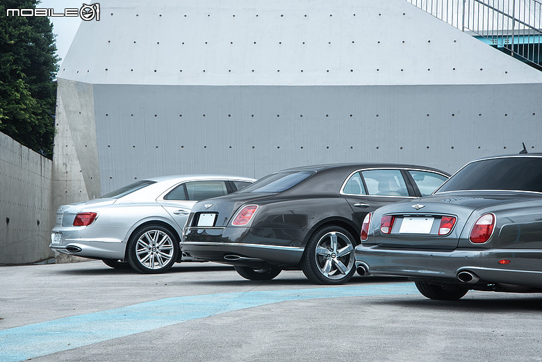 老派機械與電氣化時代的相遇｜Bentley Arnage T與Flying Spur Hybrid