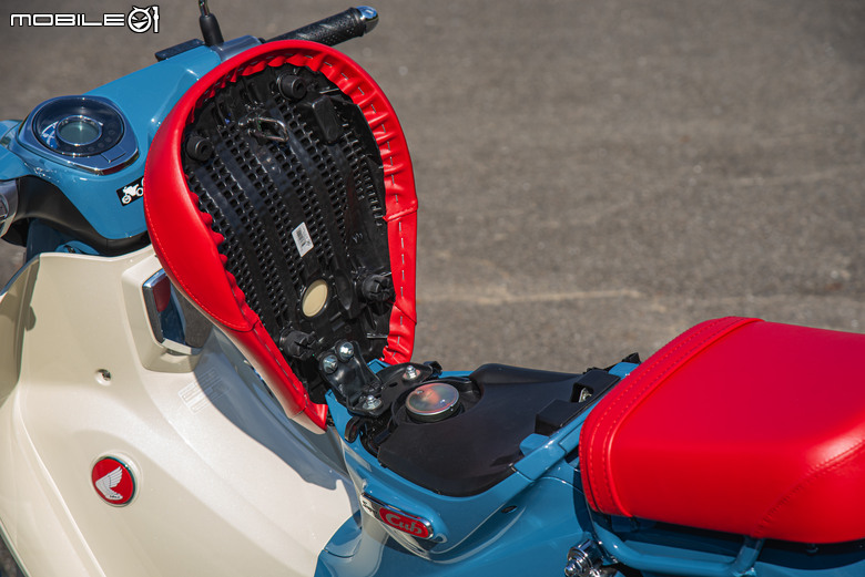 點我看大圖 HONDA SuperCub C125試駕|絕對優雅,絕對與世無爭