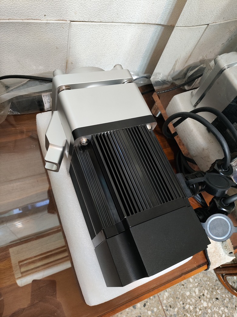 [開箱] MOKA 98 Ultra 丁U 98mm大刀盤磨豆機開箱 2999交個朋友
