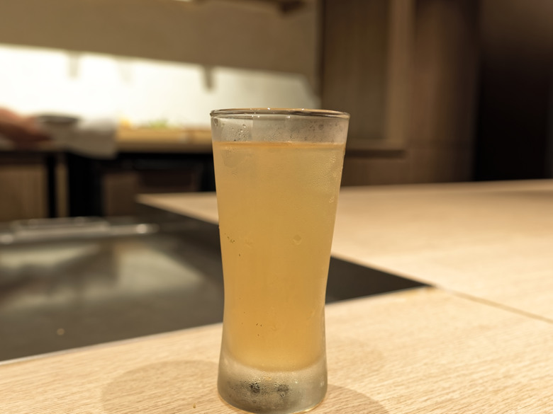 台北美食｜王品阪前鐵板燒：阪前御品套餐(A5黑樺牛老饕)（OM SYSTEM OM-3 + 17mm F1.2 實拍）