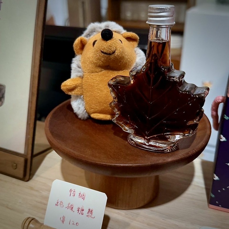 【食記】高雄甜點分享|三款霜淇淋頌代+海鹽楓糖奶蓋飲品