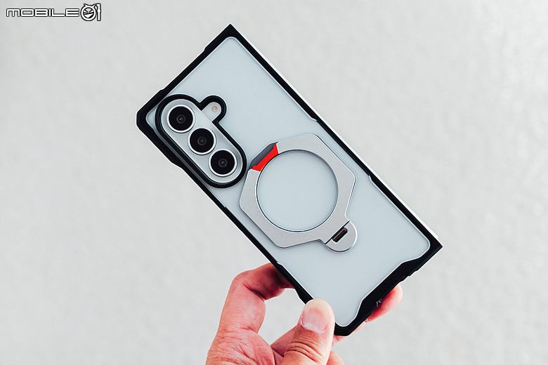 UAG x 三星 Z Fold8 / Fold8 Ultra / Flip8 保護殼｜內建磁吸 360° 支架、軍規輕薄之選！