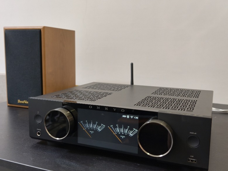【心得】ONKYO MUSE Y-40 & BEST VOX M3 — 極簡美聲組合