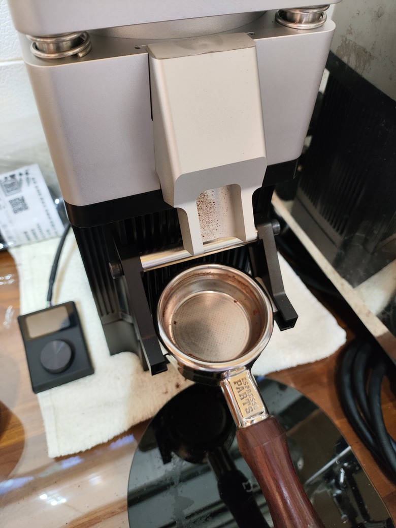 [開箱] MOKA 98 Ultra 丁U 98mm大刀盤磨豆機開箱 2999交個朋友