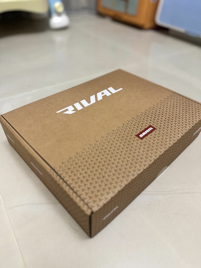 開箱~Sram Rival E1功率計