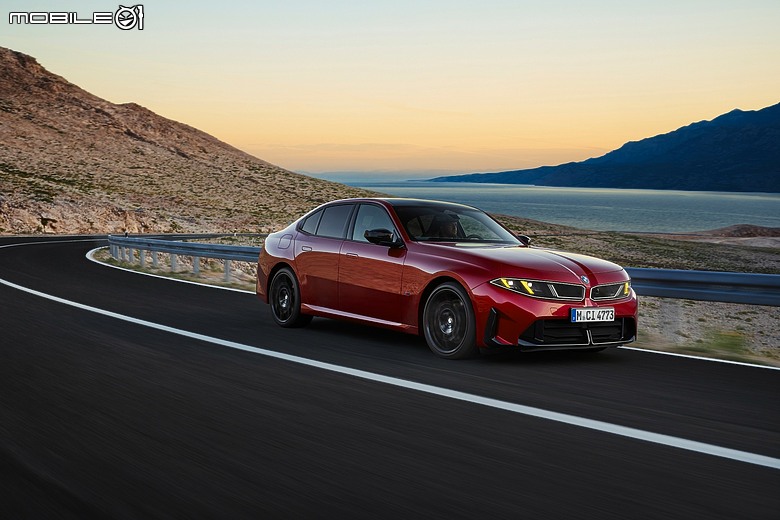 【海外新訊】BMW第八代3系列正式登場，底盤架構不變，但科技功能與內外觀完全看齊i3！