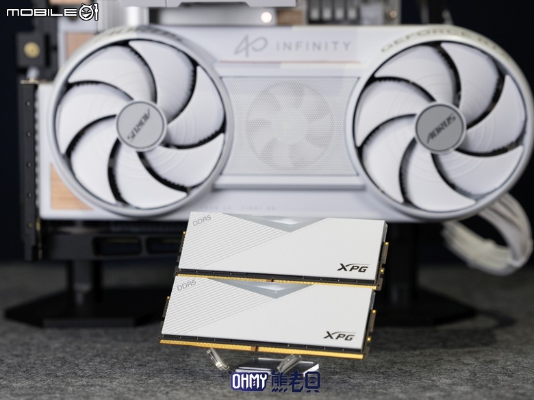 木紋 x 白色 美學！技嘉AORUS RTX5080 INFINITY WOOD