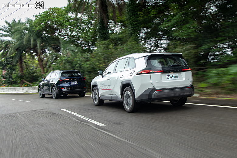 價格破壞者 vs. 級距銷量王｜Mazda CX-5、 Toyota RAV4 全面較量！