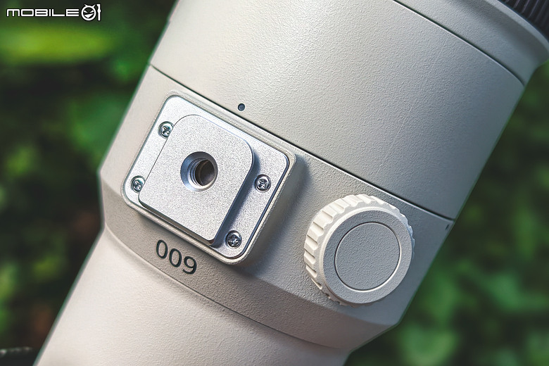 Sony FE 400mm F4.5 GM / FE 600mm F6.3 GM 雙鏡評測|1 公斤不到的超望遠,重新定義手持大砲!