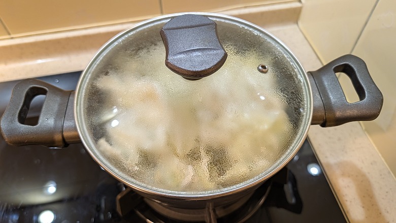 一個人的隨興香菇雞湯