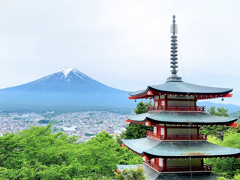 點我看大圖 <日本>2024~新倉富士淺間神社賞富士山、河口湖纜車及遊湖、和食山彥午餐