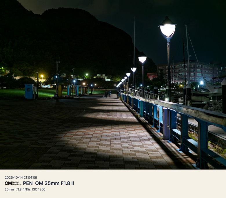 八斗子漁港、華山＆松菸文創園區夜晚散策｜OM SYSTEM PEN 隨手拍紀錄