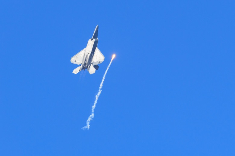 點我看大圖 SF Fleet Week 2026 Air Show (Canon EOS R6mk2 + EF100-400mm f/4.5-5.6 L2)