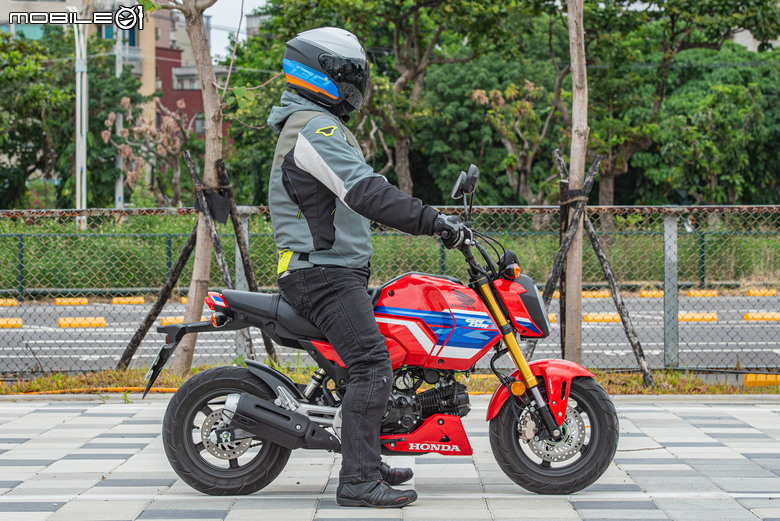 HONDA MSX GROM試駕｜歷久彌新依然帥得迷你