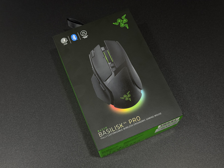 點我看大圖 【開箱|心得】新一代巴塞利斯蛇人體工學電競滑鼠|Razer Basilisk V4 HyperSpeed & Pro