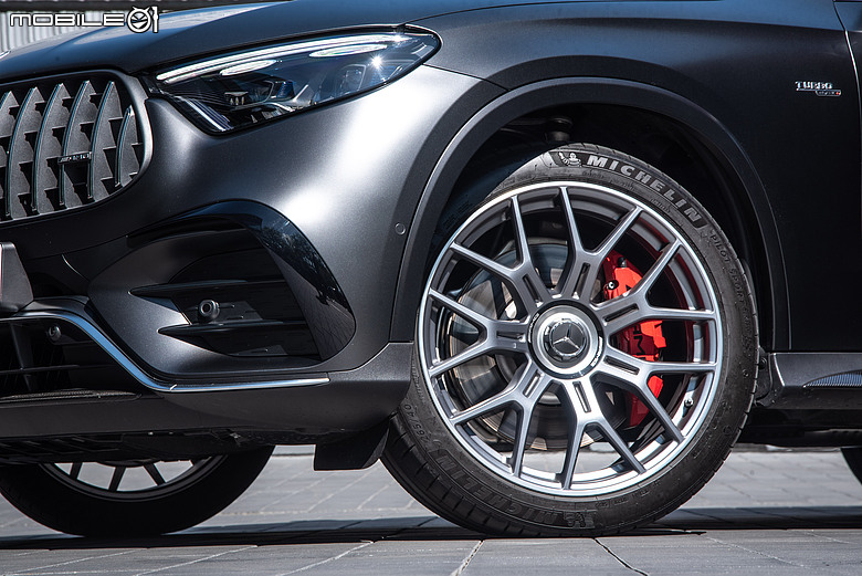 Mercedes-AMG GLC 53 4MATIC+ Coupe 德國試駕|六缸上陣,加速與聲浪更對味!