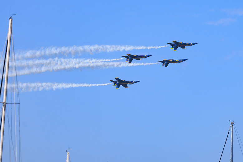 點我看大圖 SF Fleet Week 2026 Air Show (Canon EOS R6mk2 + EF100-400mm f/4.5-5.6 L2)