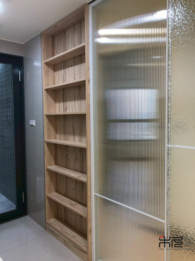 【作品開箱】三重20坪新成屋|一家四口的收納與透光,用一道拉門解決