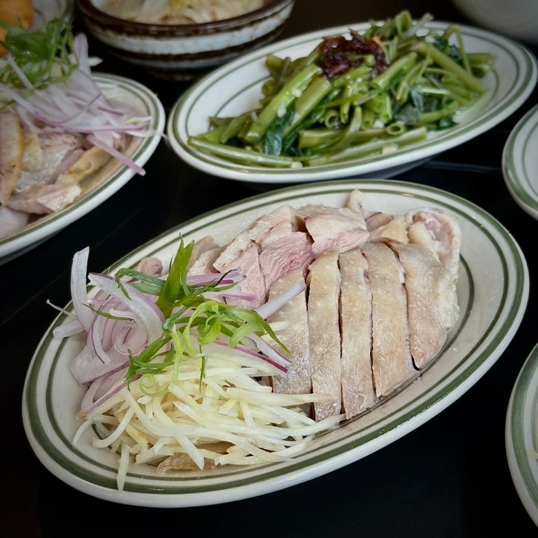 【食記】台中鵝肉推薦|溫體現切鵝肉、煙燻鵝、酥炸土魠魚..