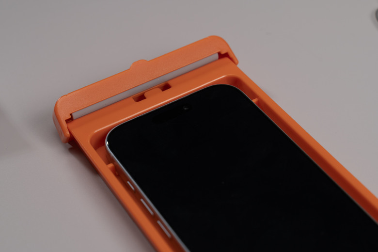點我看大圖 HIPPORIZZ手機殼開箱 iPhone 18 防摔手機殼 超透明&凱芙拉系列