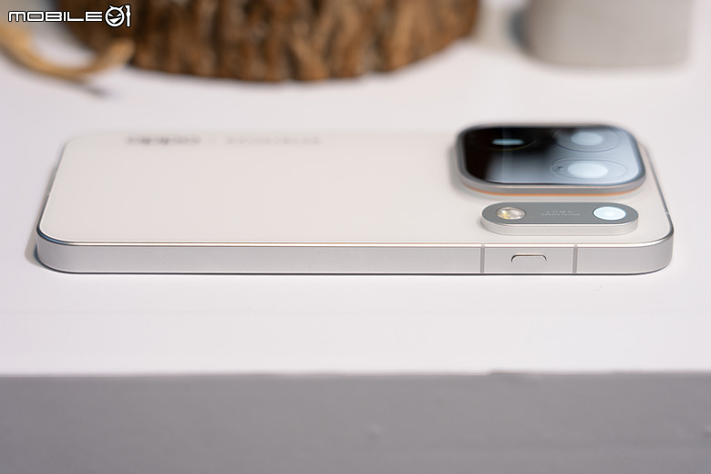 OPPO Find X10 系列動眼看|雙機五色亮相,哈蘇增距鏡同步現身!