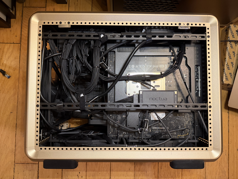 電腦小白 30 歲第一次組 PC 成功!
