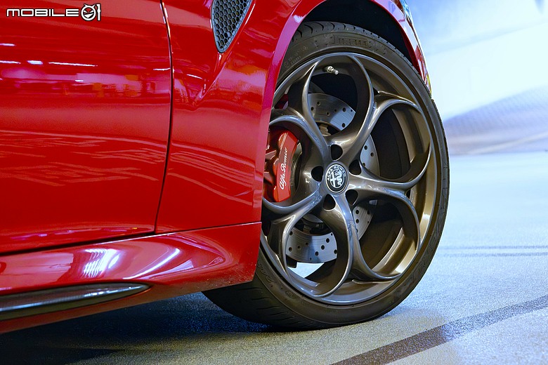 Alfa Romeo Giulia Quadrifoglio 試駕|享受駕馭樂趣就是這麼簡單!