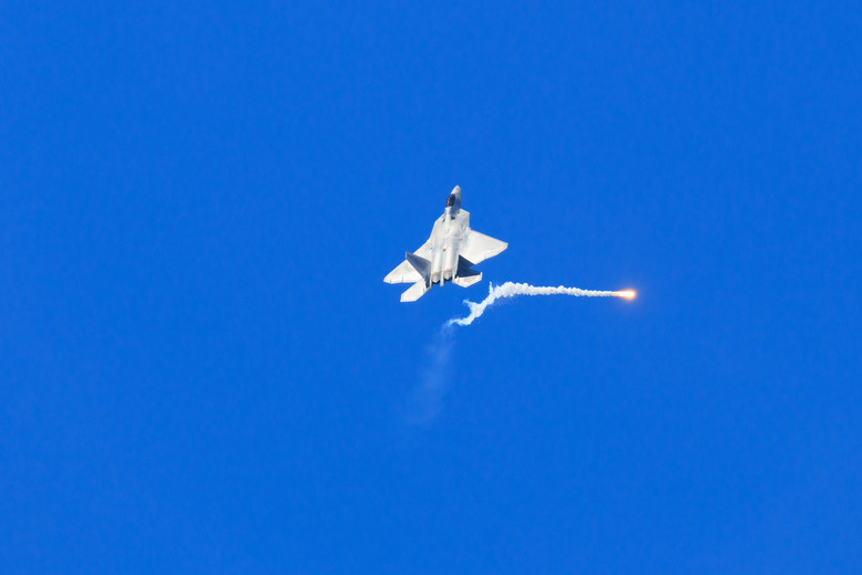 點我看大圖 SF Fleet Week 2026 Air Show (Canon EOS R6mk2 + EF100-400mm f/4.5-5.6 L2)