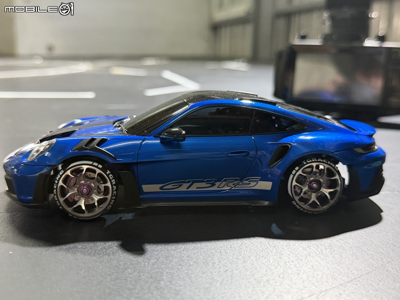 點我看大圖 【遙控模型】Porsche 911 GT3 RS -- TG Ultra 2.0紫色 TG系列的顛峰之作