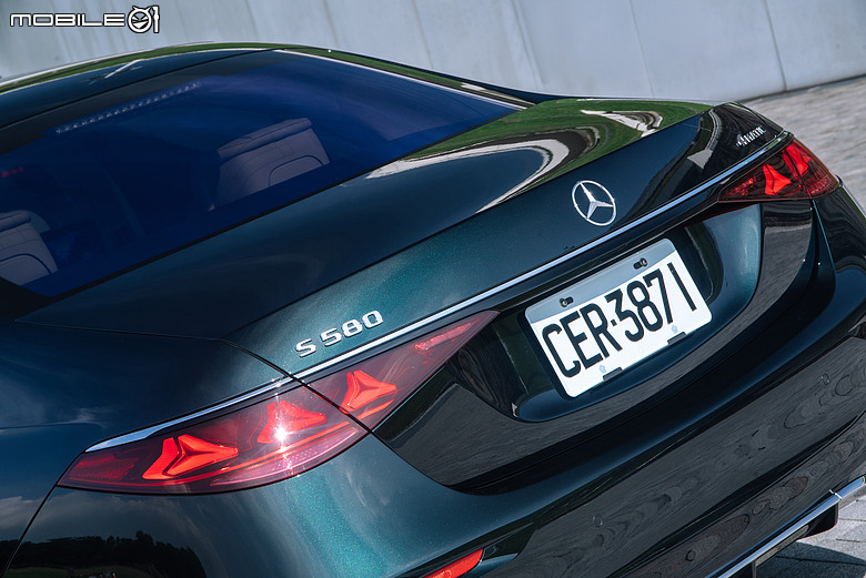 Mercedes-Benz S 580 L Exclusive 試駕|快得從容不迫,舒適得讓人眷戀!