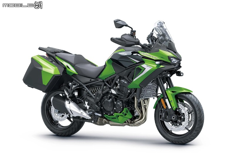 點我看大圖 承襲 Z900 四缸動力與雷達電控架構,全新 Kawasaki Versys 900 正式發表!