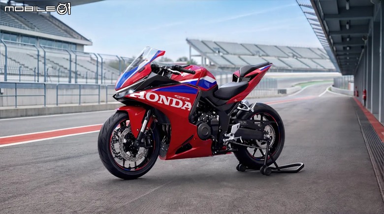 點我看大圖 本田發表 2027 年式雙四缸仿賽陣容,CBR500R FOUR 配備 E-Clutch 登場,CBR600RR 戰力同步升級