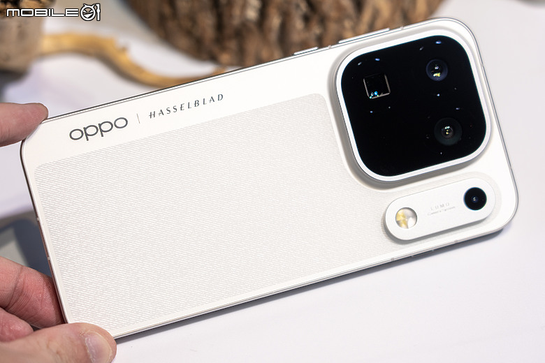 OPPO Find X10 系列動眼看|雙機五色亮相,哈蘇增距鏡同步現身!