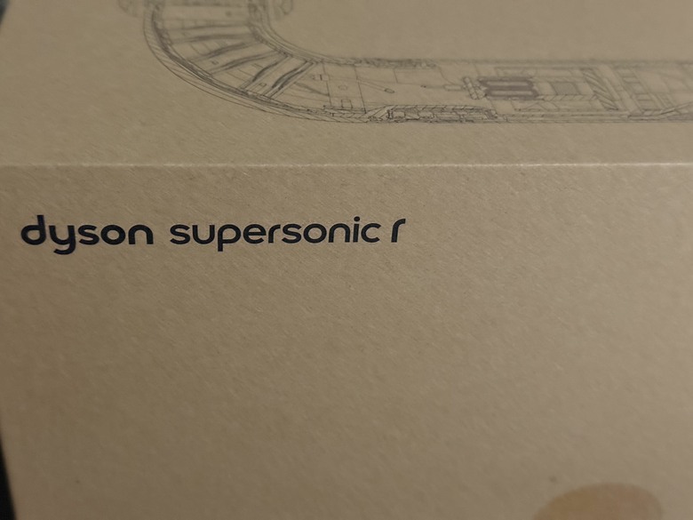 Dyson HD17 Supersonic r 吹風機評價｜開箱、實測心得與優缺點分析