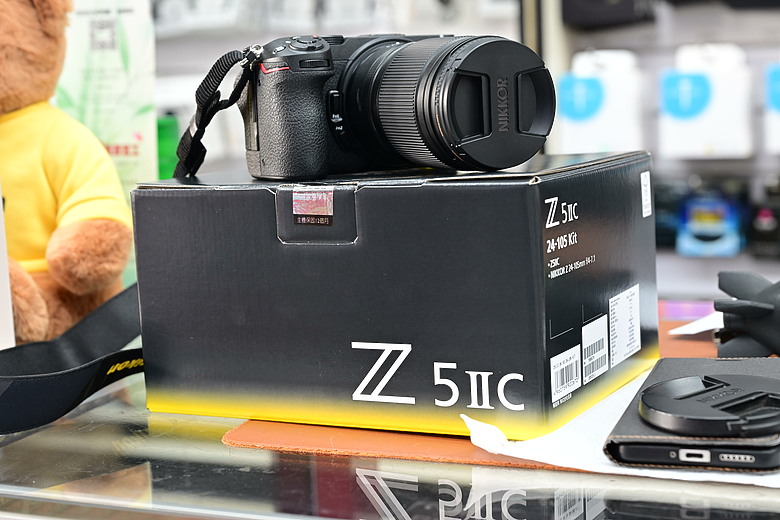 Nikon Z5IIC+24-105mm kit組拍魚、非常多的魚開箱
