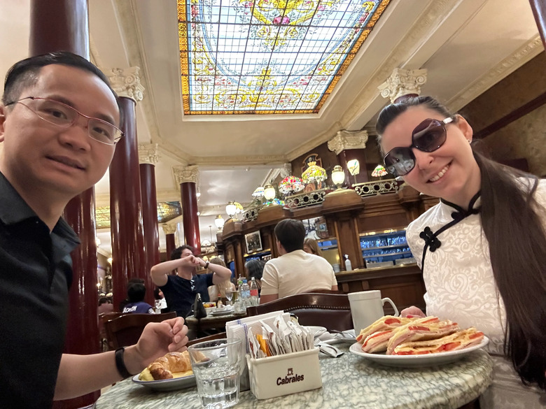布宜諾斯艾利斯藝文散步：Café Tortoni、金屬花與國立美術館