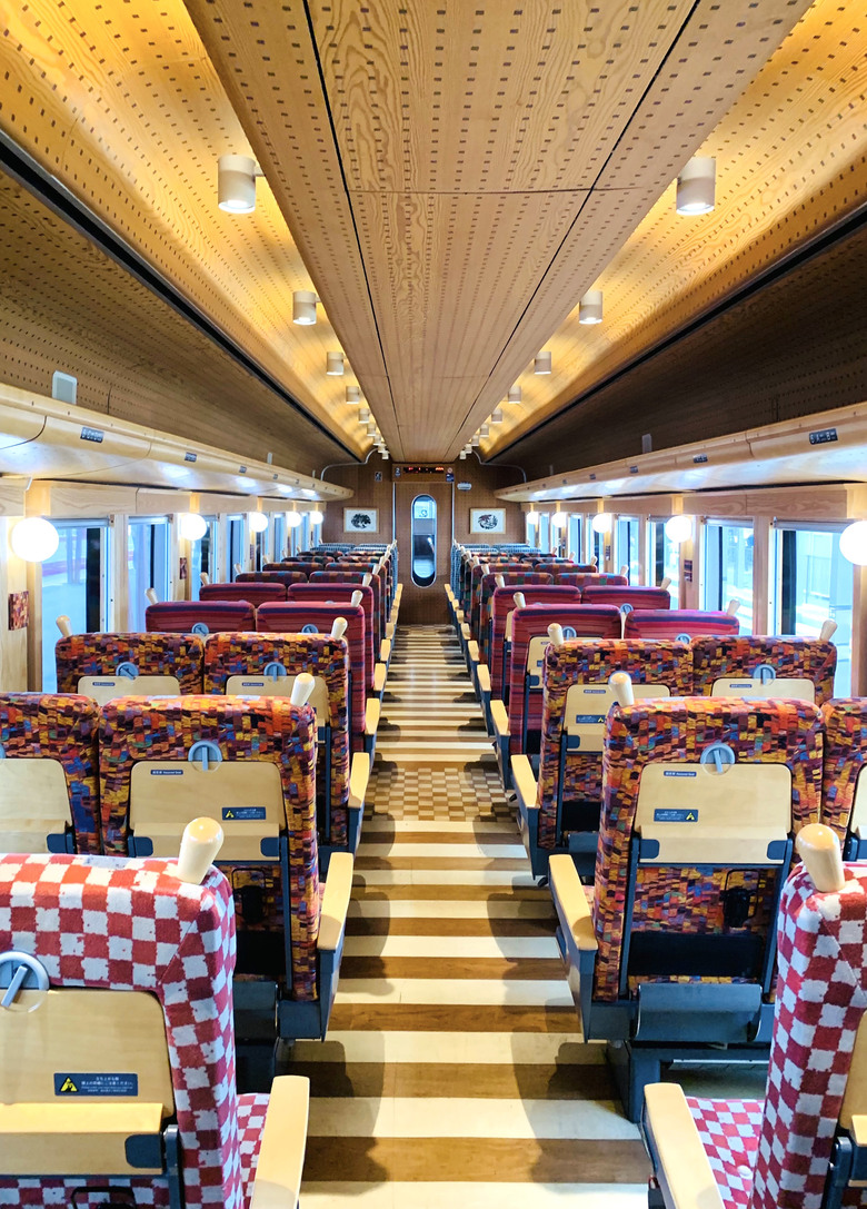 <日本>2024~新倉富士淺間神社賞富士山、河口湖纜車及遊湖、和食山彥午餐