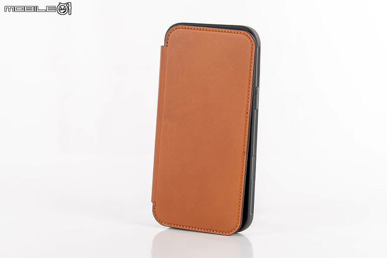 Nomad iPhone 18 Pro 保護殼全系列開箱 經典皮革質感賦予溫潤觸感選擇